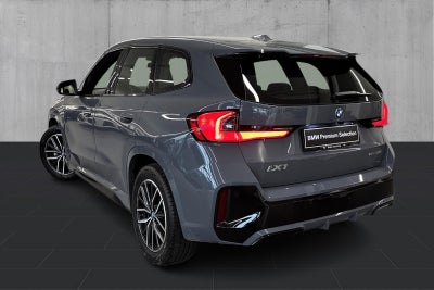 BMW iX1 eDrive20 M-Sport BMW iX1 eDrive20 M-Sport - 2