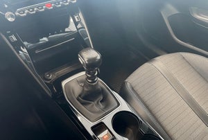 Peugeot 208 PureTech 100 Allure Sky