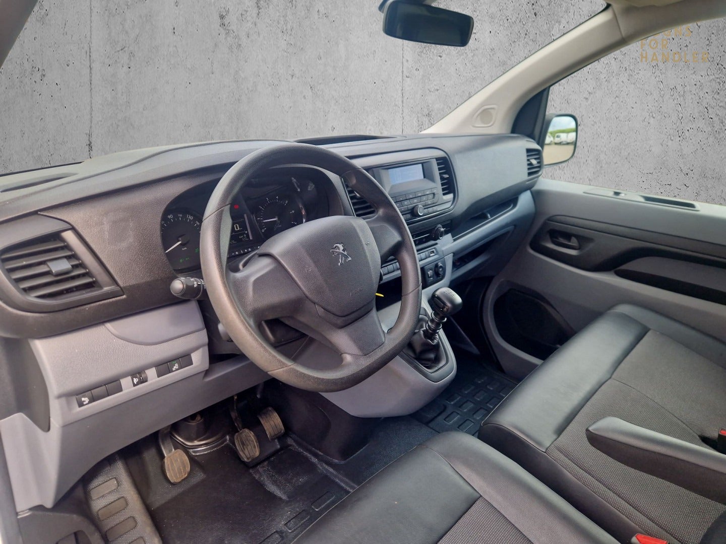 Billede af Peugeot Expert 2,0 BlueHDi 120 L2 Plus Van