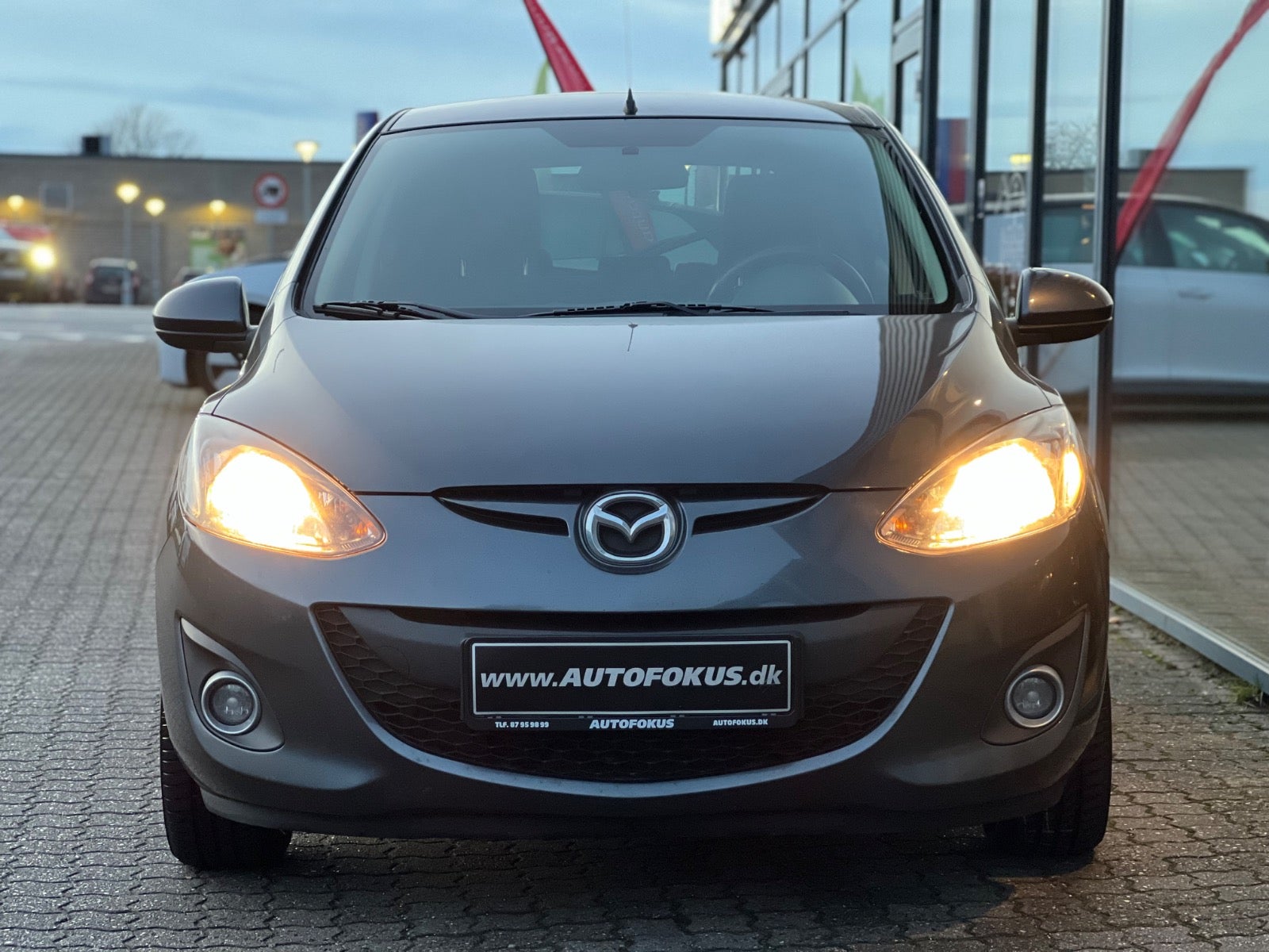 Mazda 2 2015