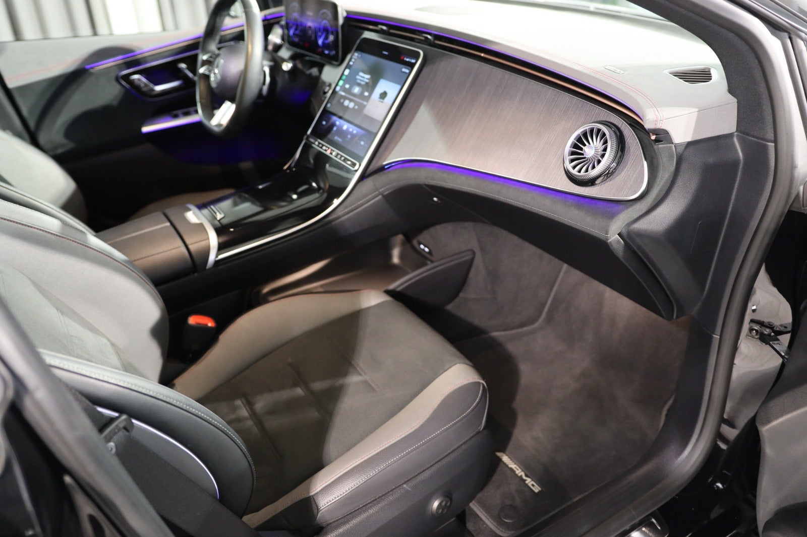 Billede af Mercedes EQE350+  AMG Line