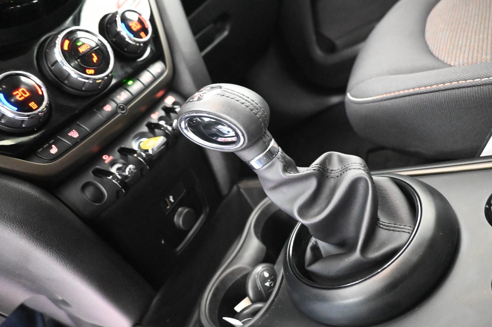 MINI Countryman Cooper SE Essential aut. ALL4