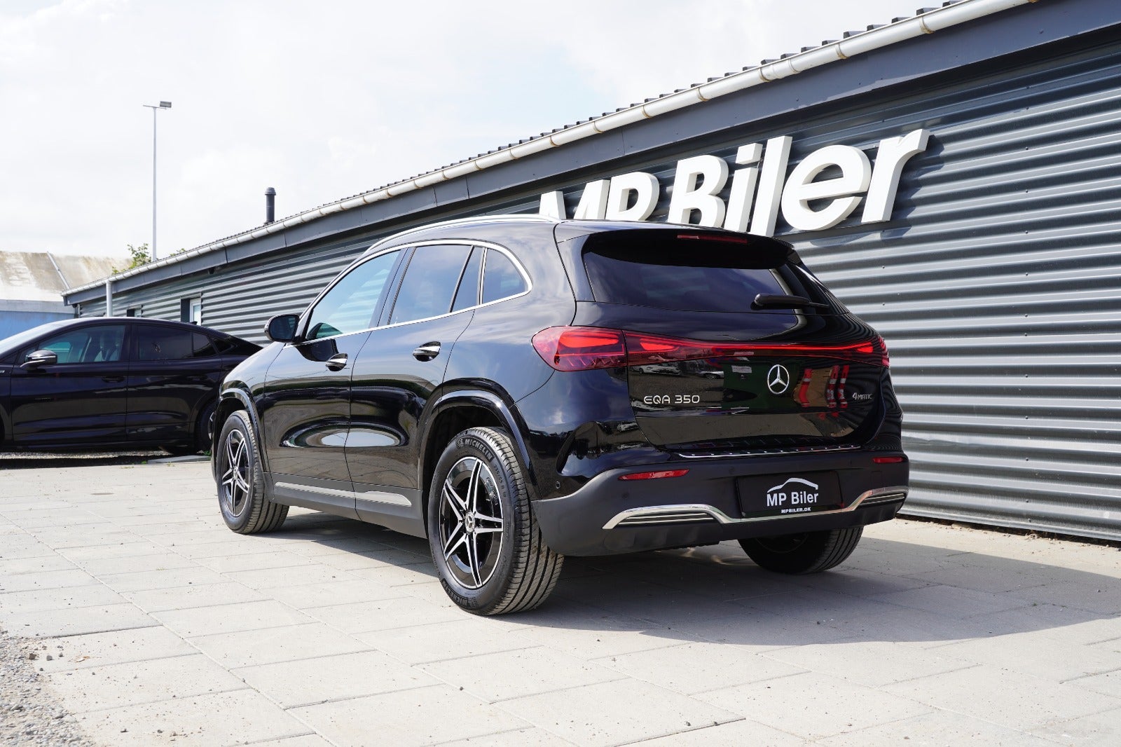 Billede af Mercedes EQA350  AMG Line 4Matic