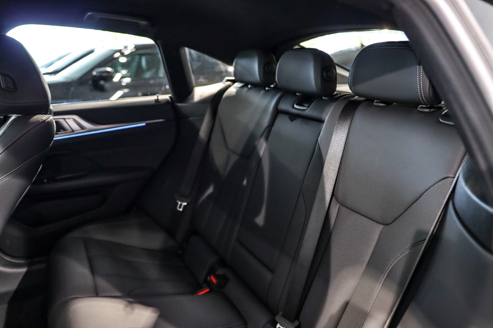 Billede af BMW i4 M50 Fully Charged xDrive
