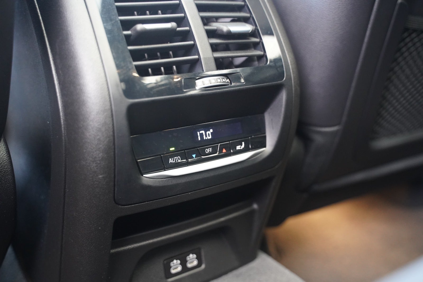 Billede af BMW iX3  Charged