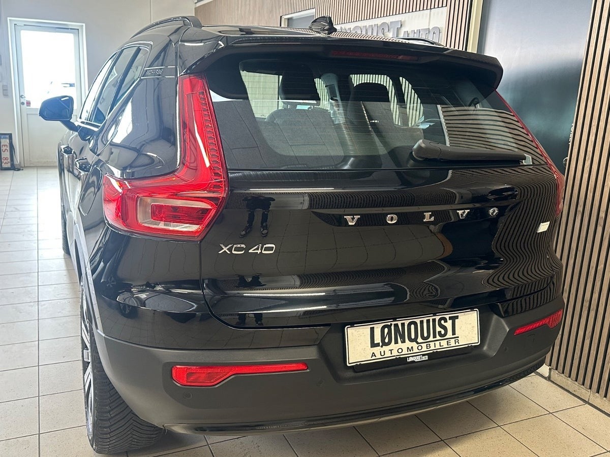 Volvo XC40 P6 ReCharge Core