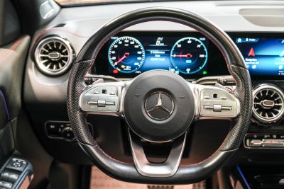 Mercedes EQB250+