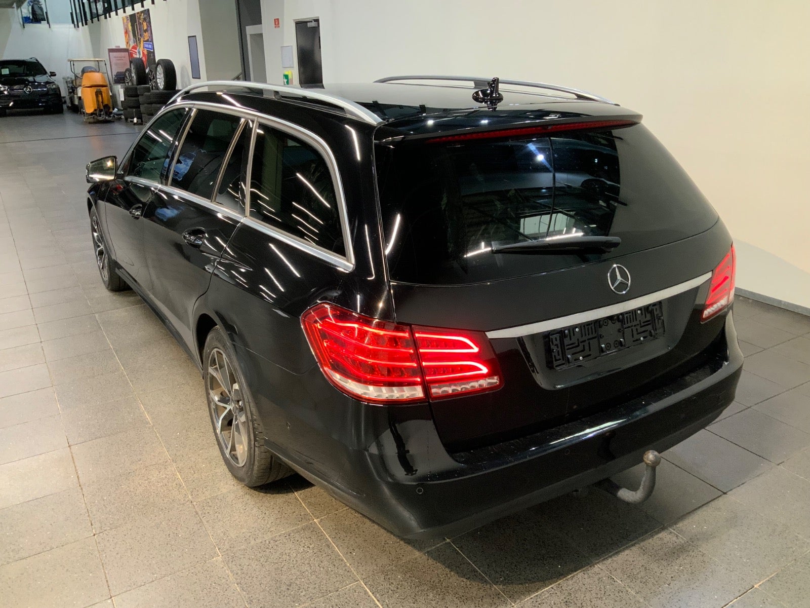 Mercedes-Benz E 220 (5/8)