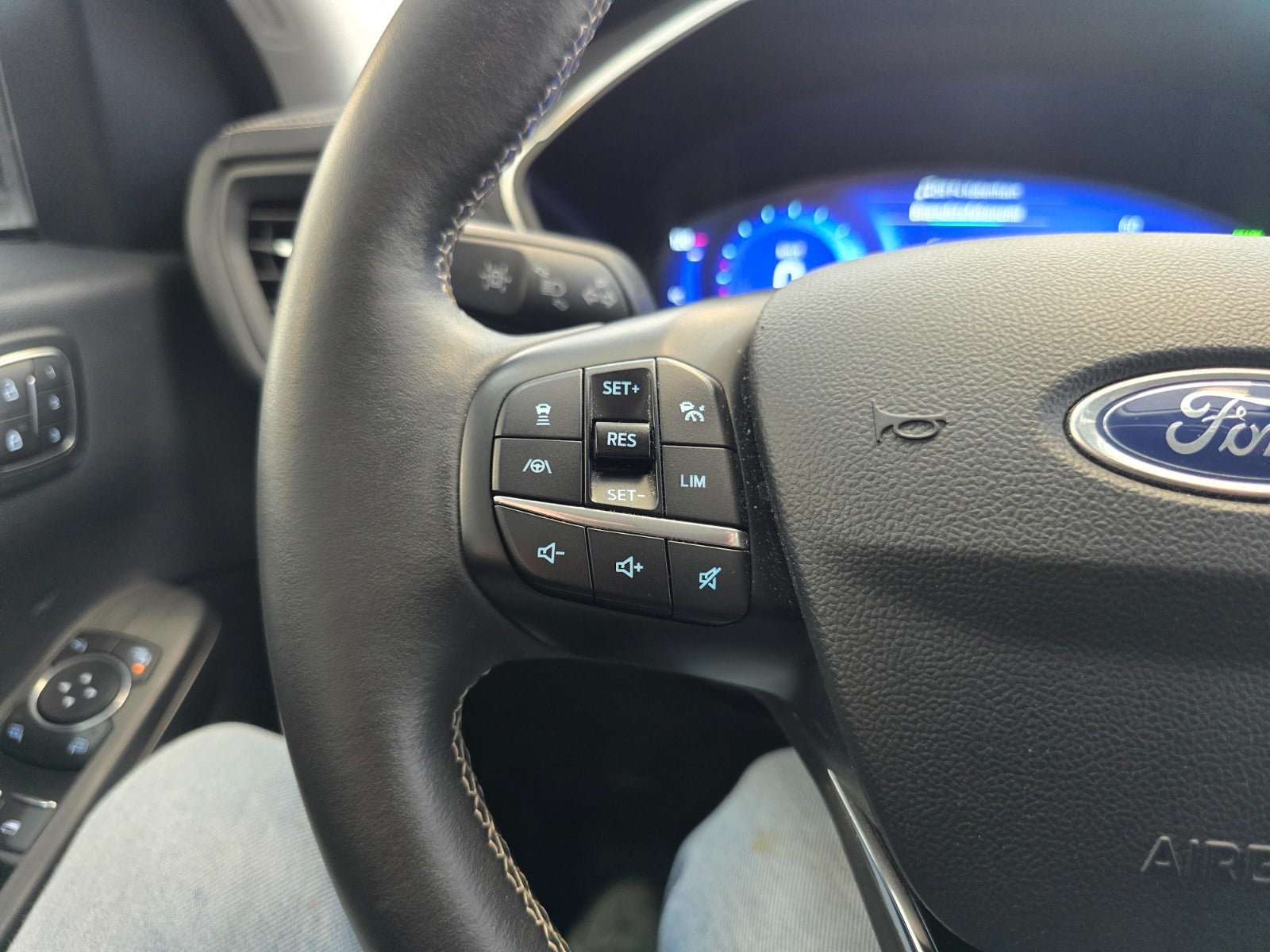 Billede af Ford Kuga 2,5 HEV Vignale CVT