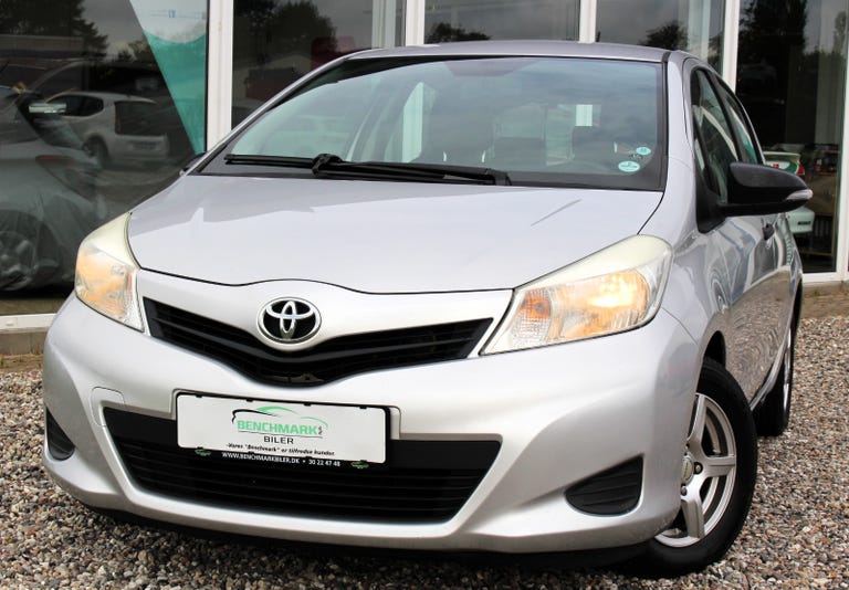 Toyota Yaris VVT-i T1