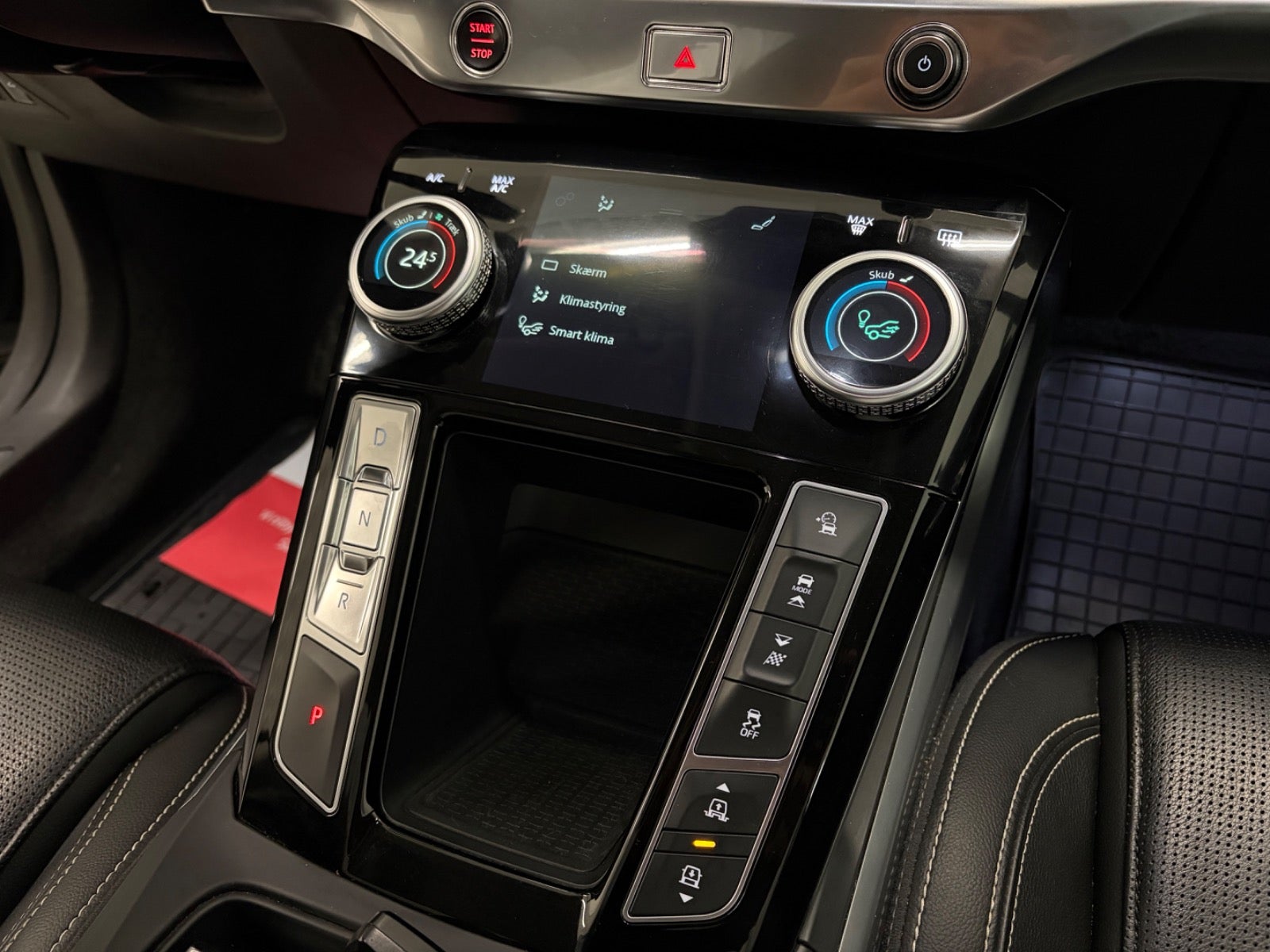 Billede af Jaguar I-Pace  EV400 SE AWD