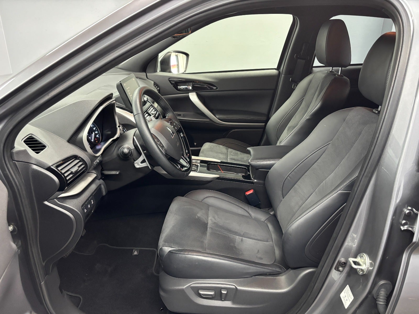 Billede af Mitsubishi Eclipse Cross 2,4 PHEV Sport Tech CVT 4WD