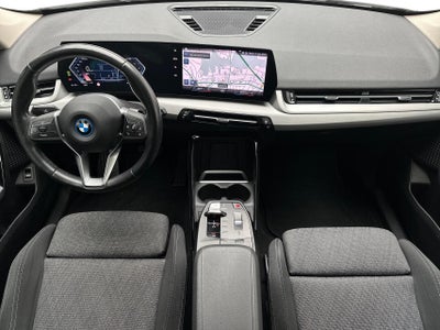 BMW iX1 xDrive30 billede 3