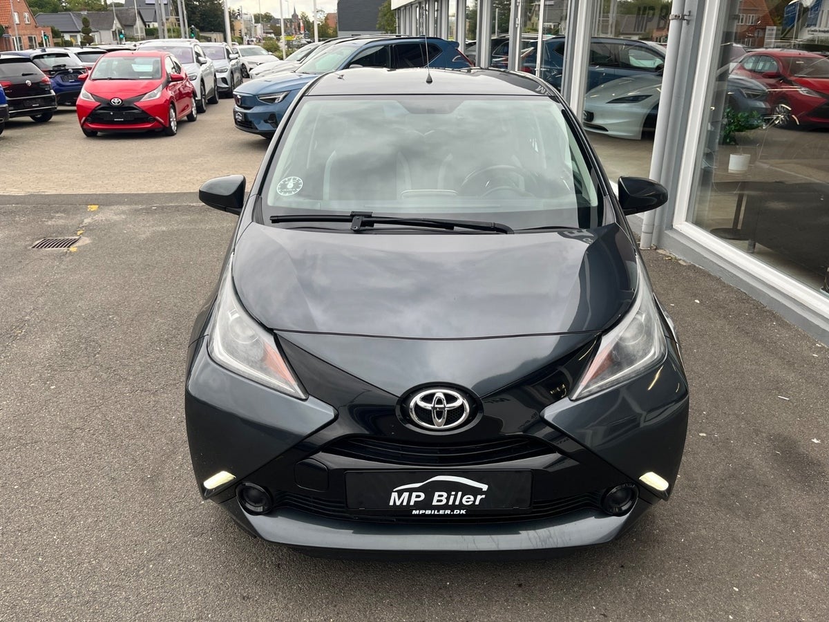 Billede af Toyota Aygo 1,0 VVT-i x-black II x-shift