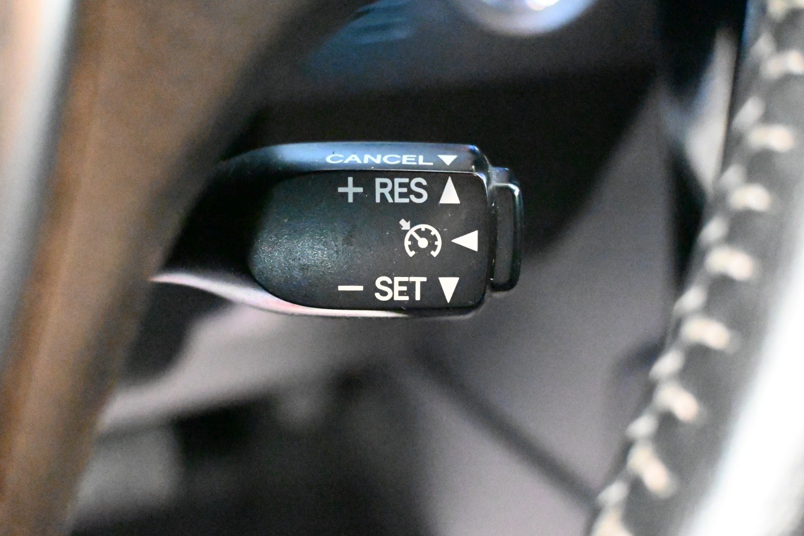 Toyota Auris Hybrid H2 Comfort Touring Sports CVT