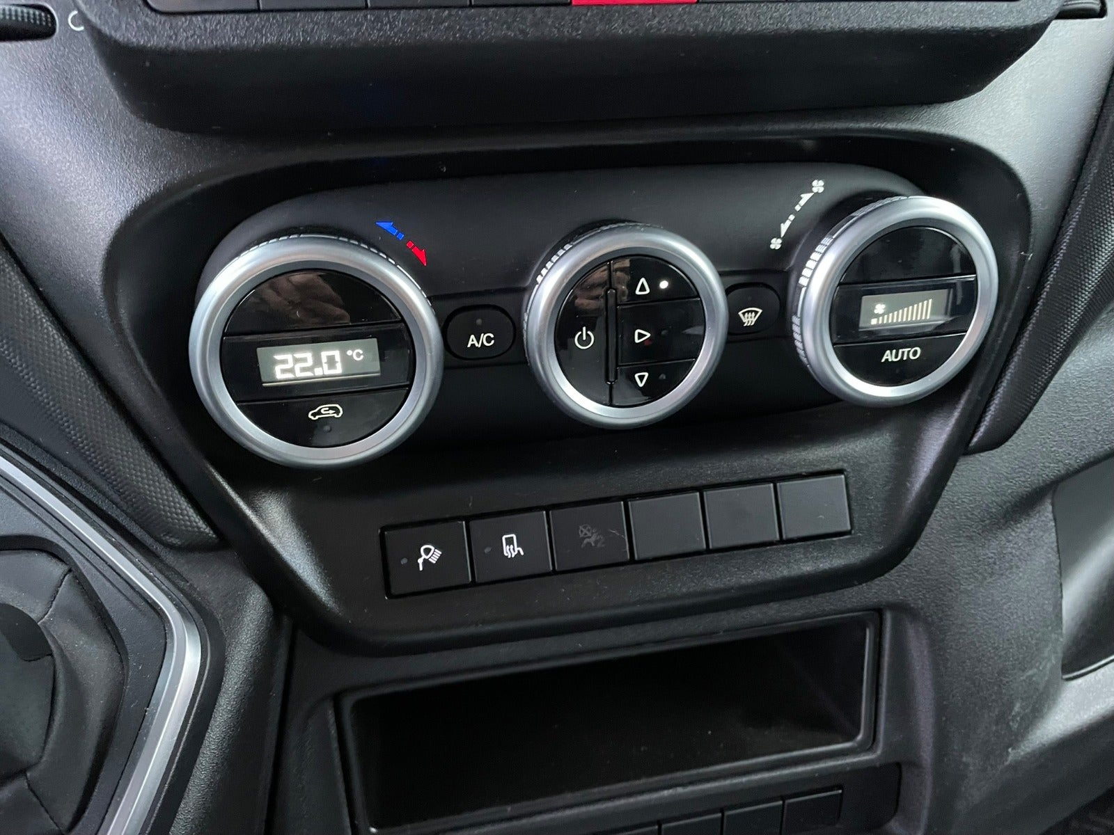 Billede af Iveco Daily 3,0 35S21 12m³ Van AG8