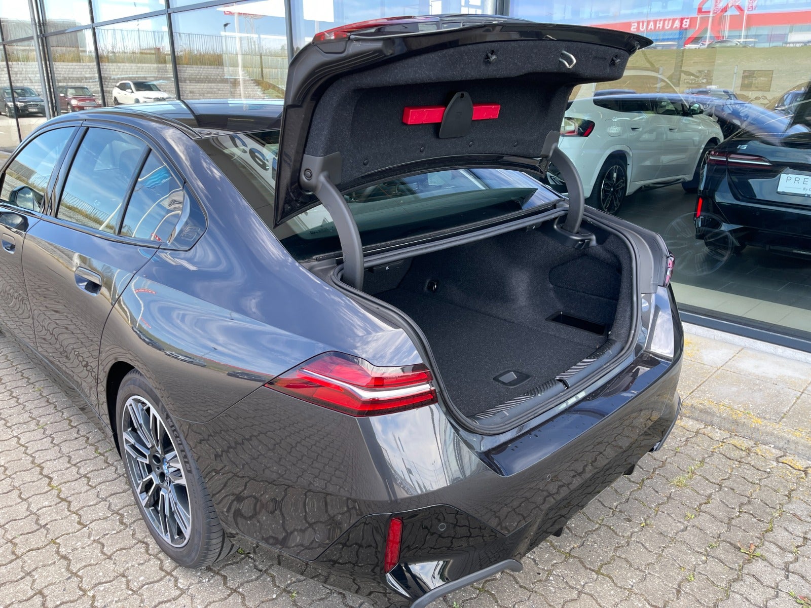 BMW i5 eDrive40 M-Sport 4d - 18