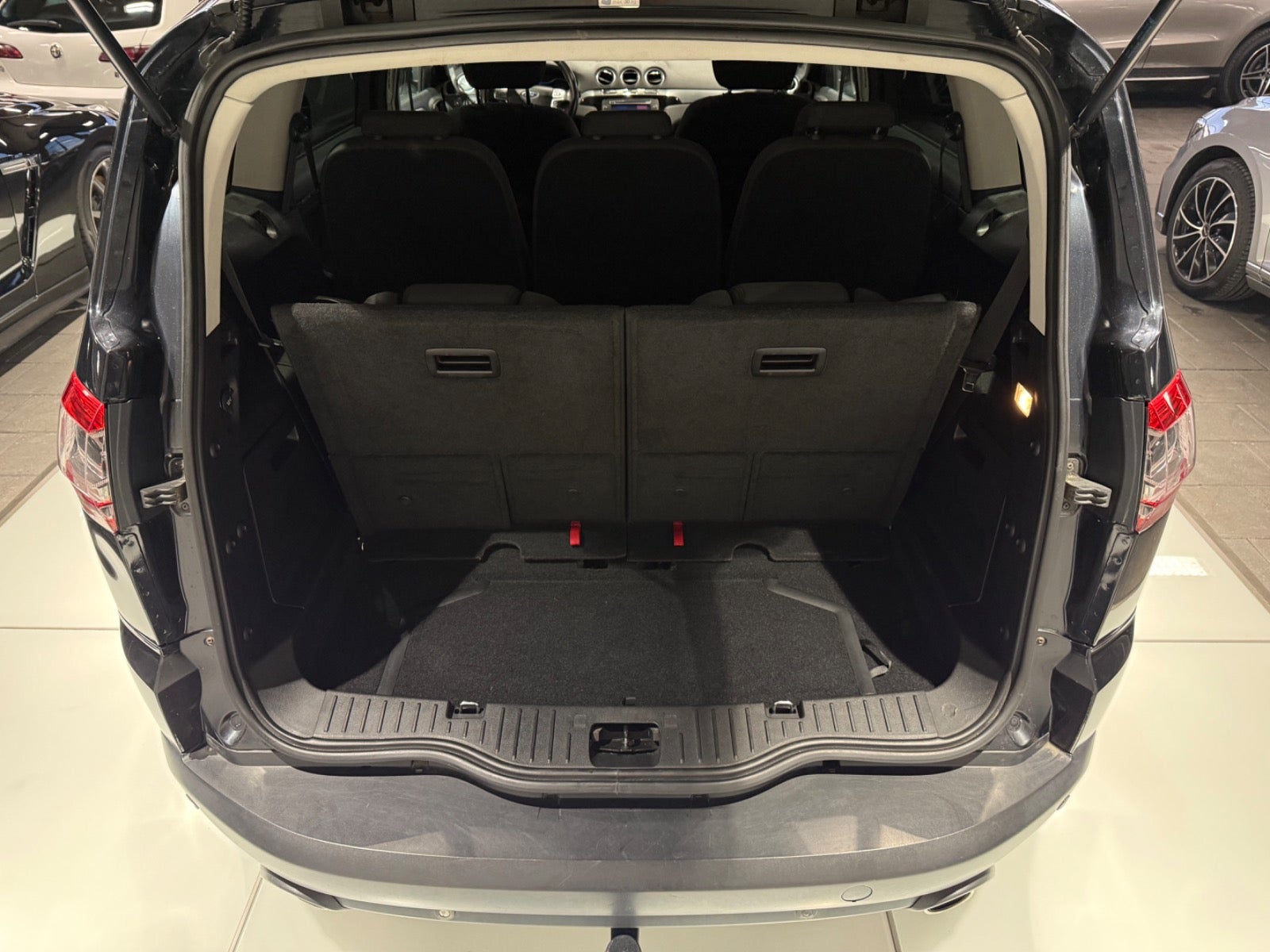 Billede af Ford S-MAX 2,0 SCTi 203 Titanium aut. 7prs