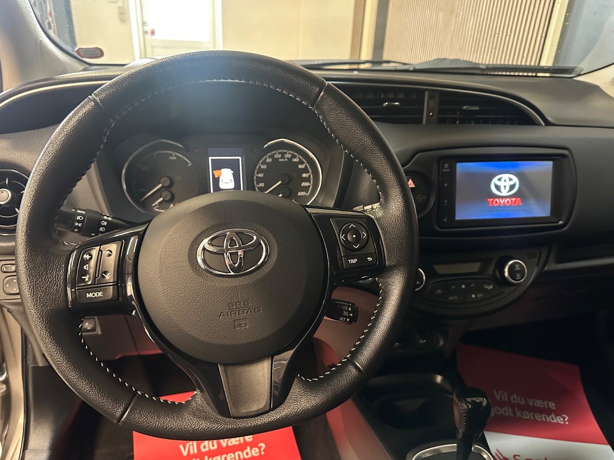 Toyota Yaris Hybrid H2 e-CVT