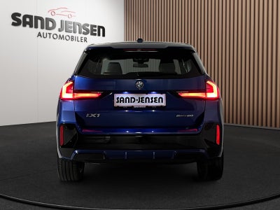 BMW iX1 eDrive20 M-Sport Van
