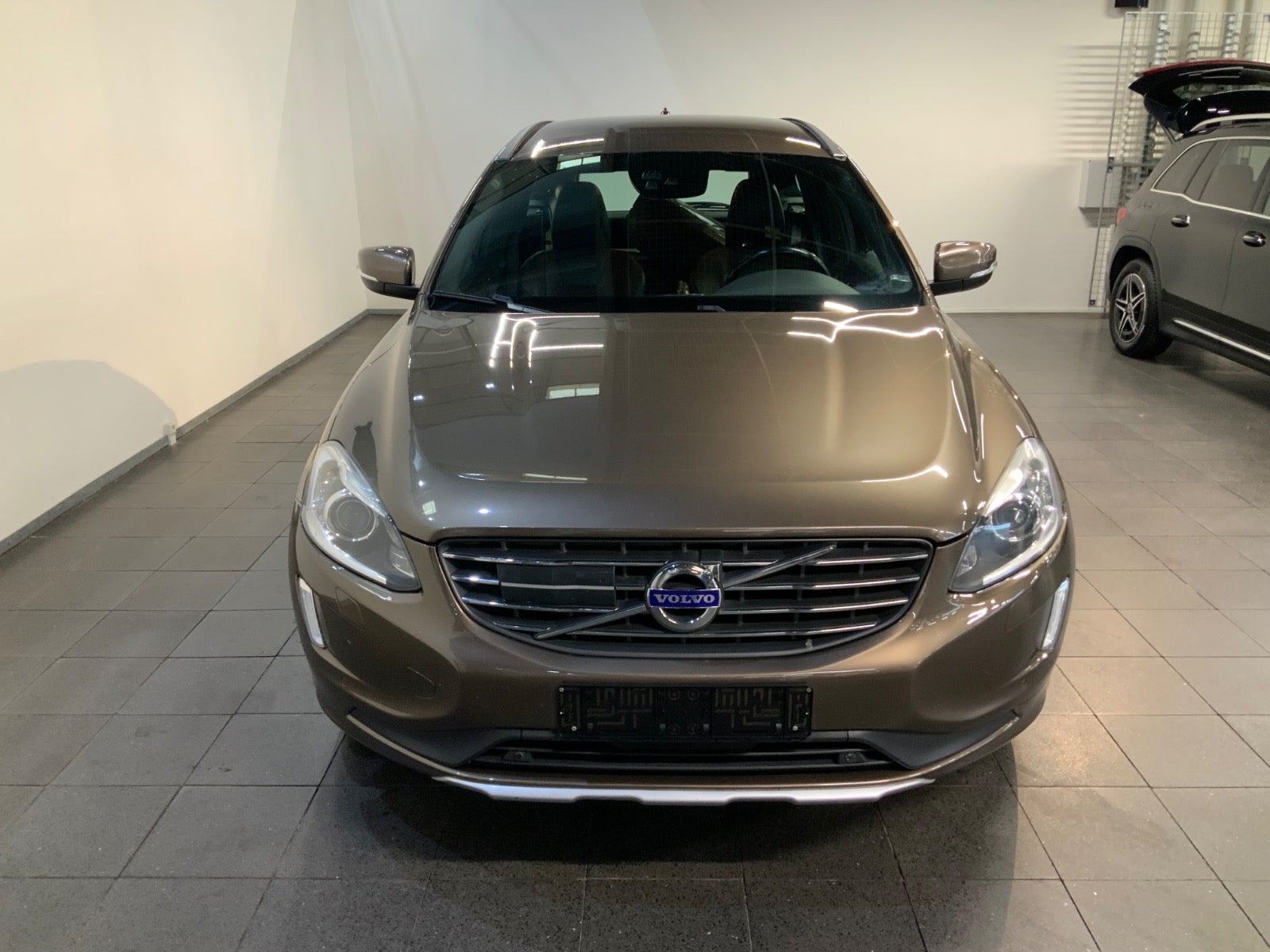 Volvo XC60 (2/8)