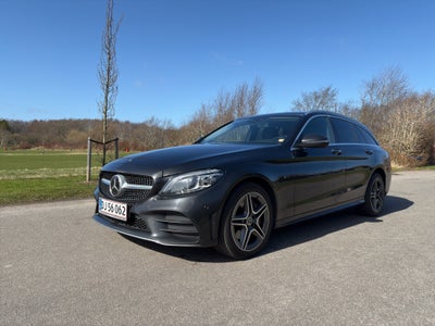 Mercedes C300 de 2,0 AMG Line stc. aut. 5d