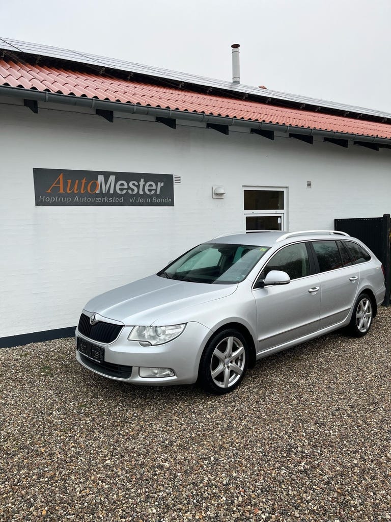 Skoda Superb TDi 170 Ambition Combi DSG