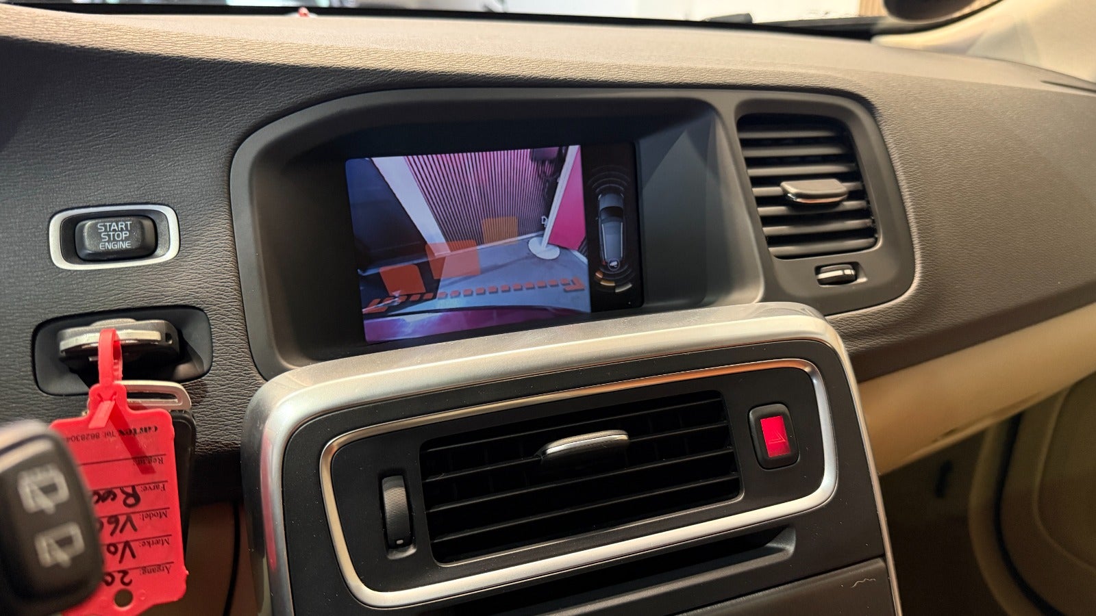 Billede af Volvo V60 2,4 D5 205 Summum aut. AWD