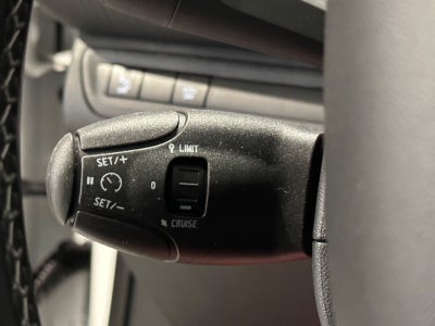 Peugeot 208 PureTech 82 Allure Sky