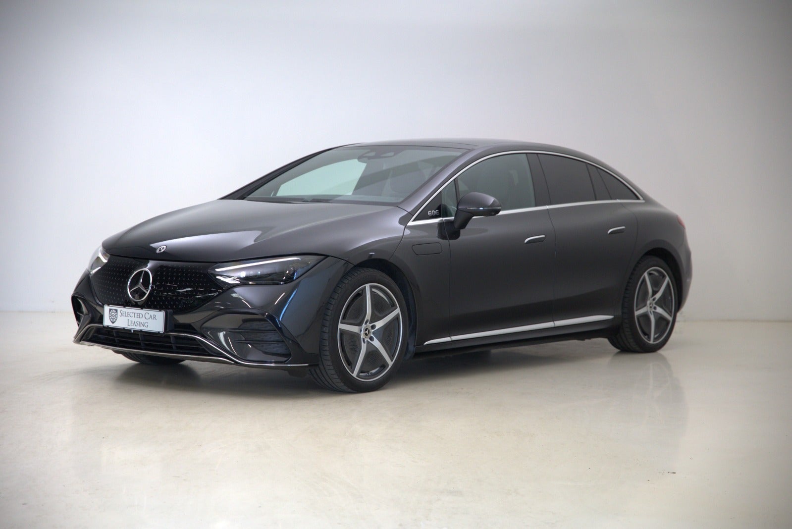 Mercedes-Benz EQE350 AMG Line
