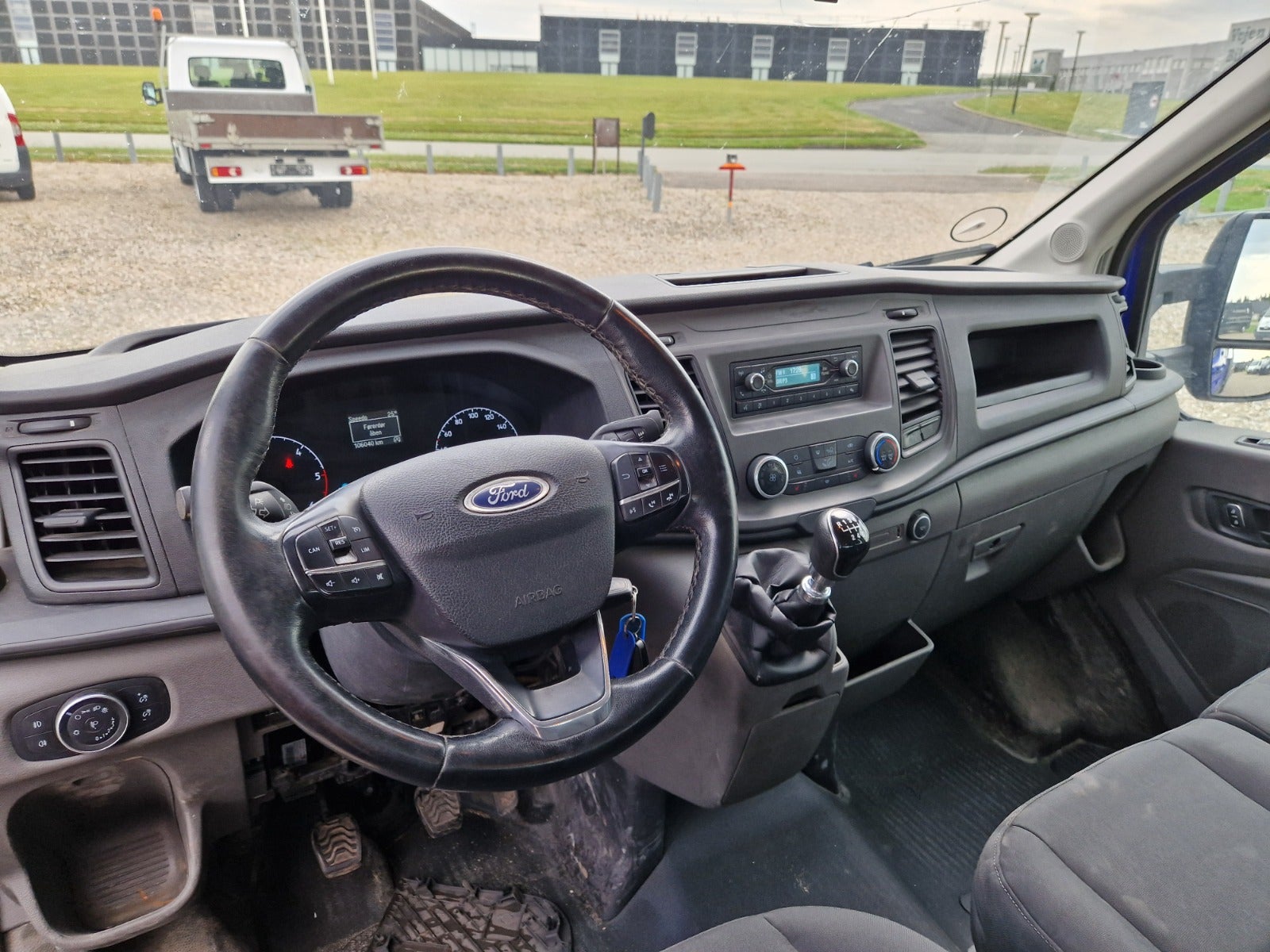 Billede af Ford Transit Custom 320L 2,0 TDCi 130 Mandskabsvogn