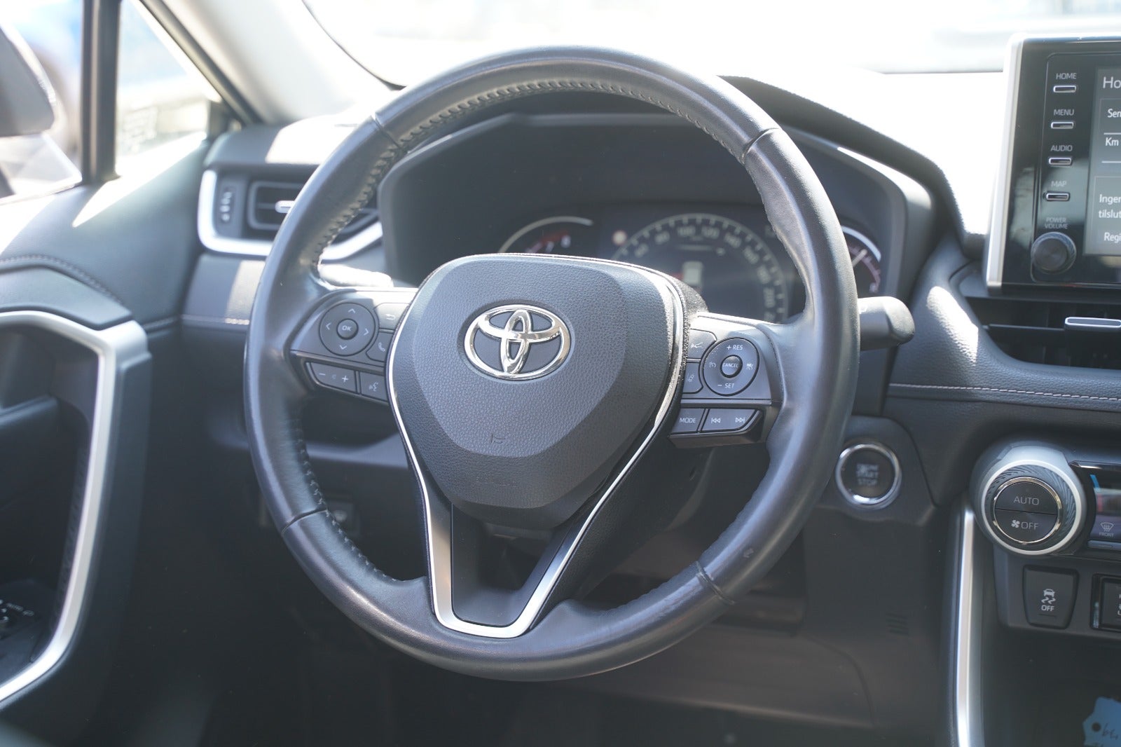 Billede af Toyota RAV4 2,0 T3 Smart e-CVT