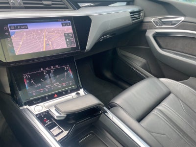 Audi e-tron Advanced quattro