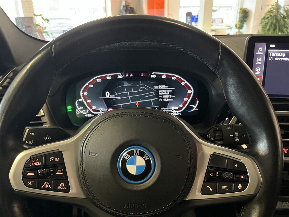 BMW iX3 Charged M-Sport billede 6
