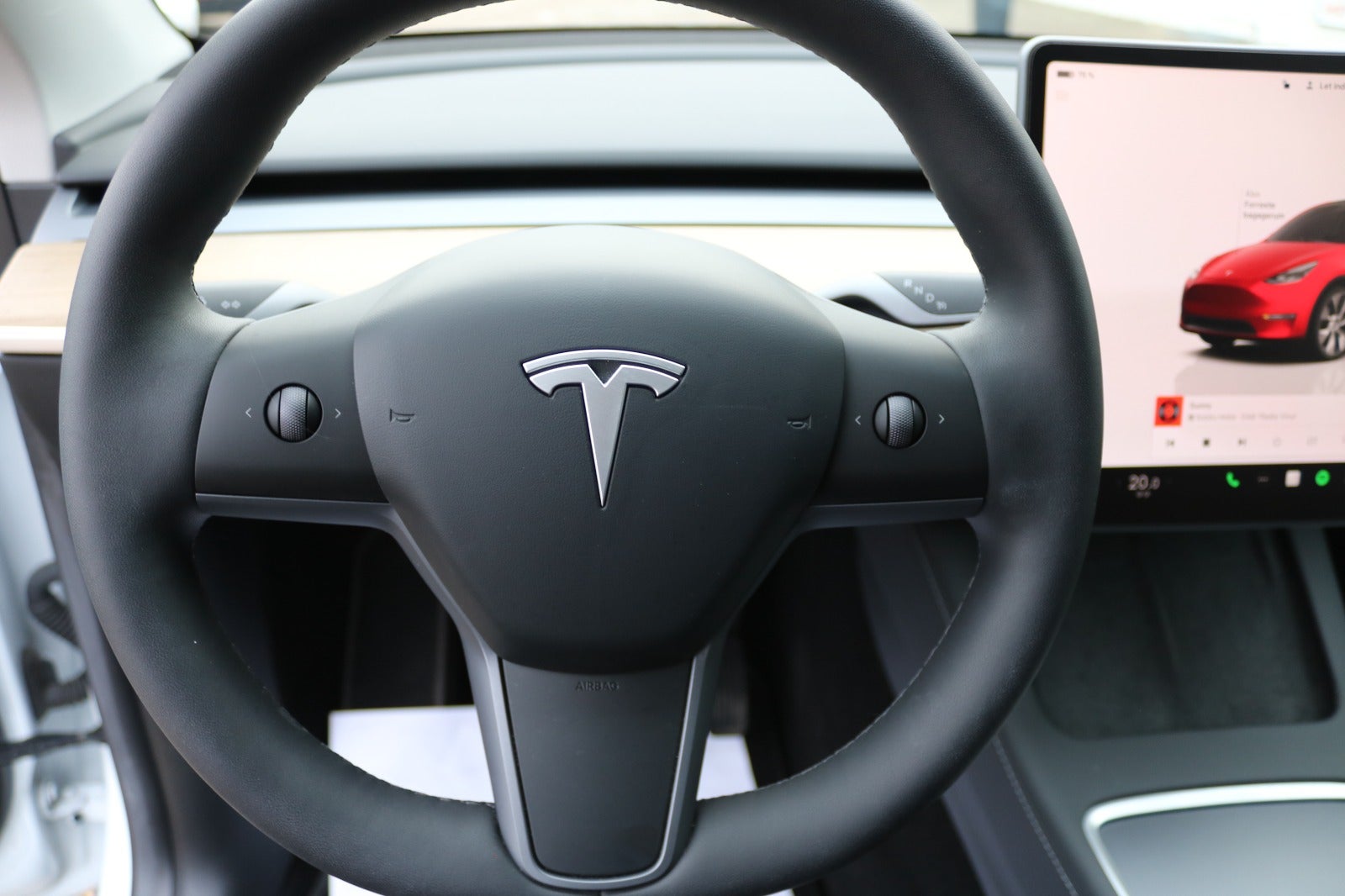Tesla Model Y RWD