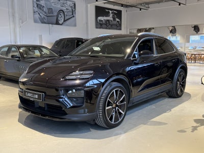 Porsche Macan 4   5d