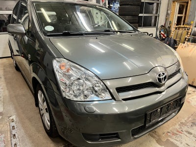 Toyota Corolla Verso 1,8 Terra 7prs 5d