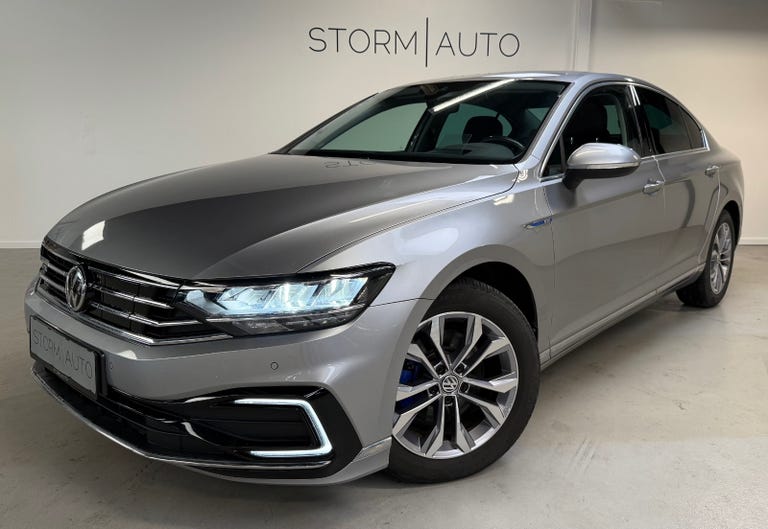 VW Passat GTE+ DSG