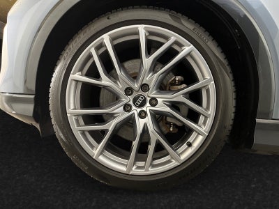 Audi Q4 e-tron S-line quattro