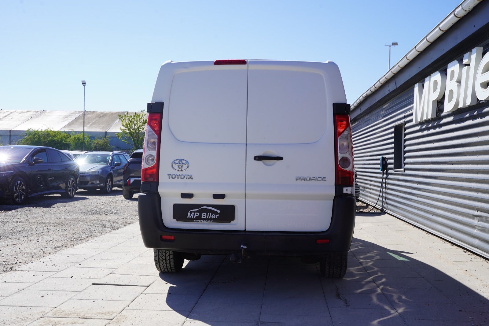 Billede af Toyota ProAce 2,0 D 128 T2 L2H1