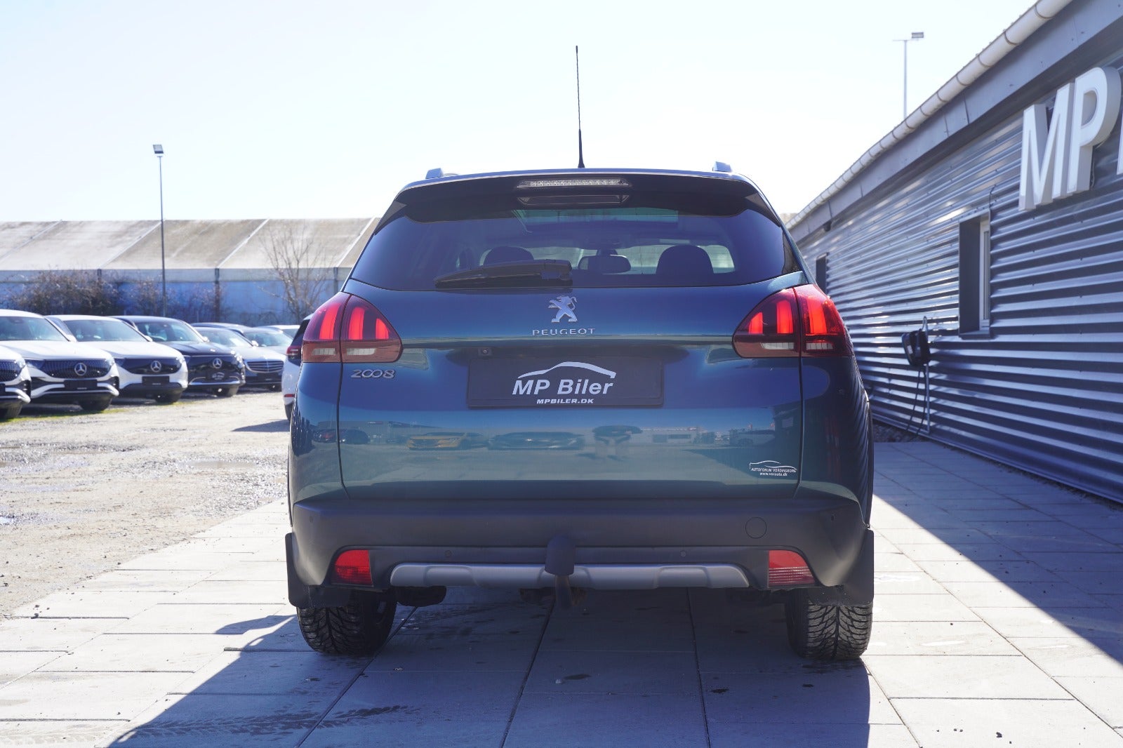 Billede af Peugeot 2008 1,6 BlueHDi 100 Allure Sky