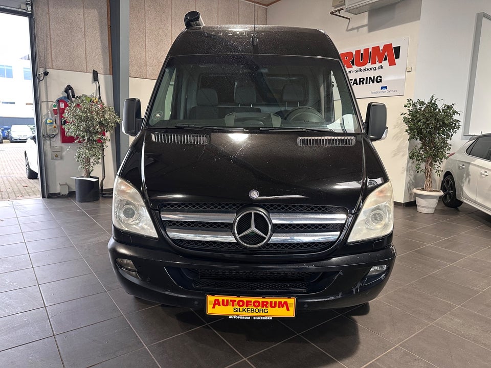 Mercedes Sprinter 318, Billede 2