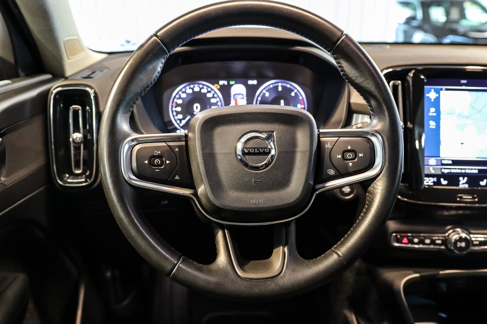 Billede af Volvo XC40 2,0 D3 150 Momentum aut.