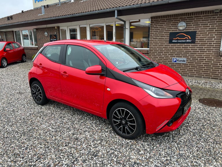 Toyota Aygo VVT-i x-play x-touch