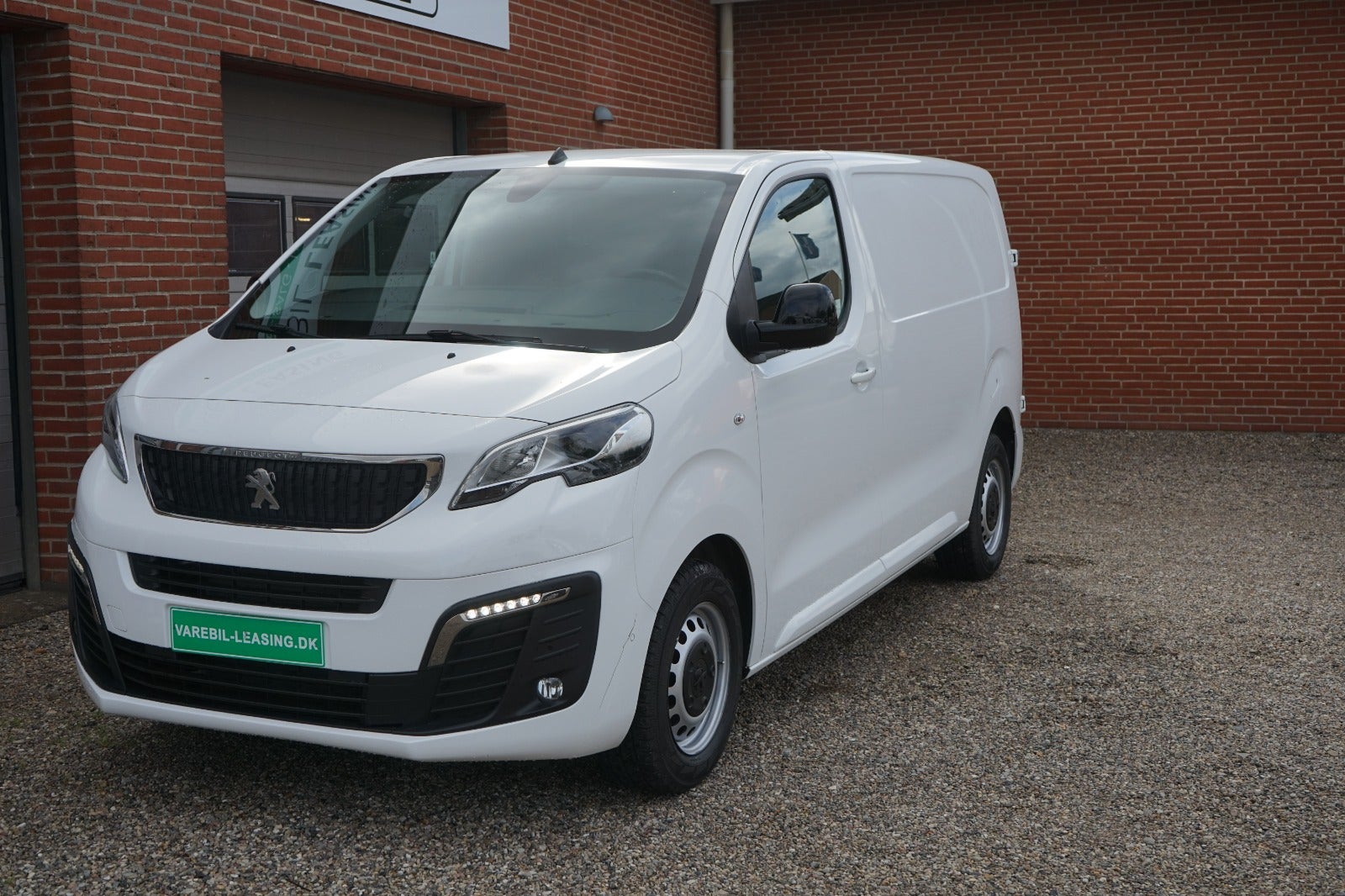 Billede af Peugeot Expert 2,0 BlueHDi 144 L2 Plus Van