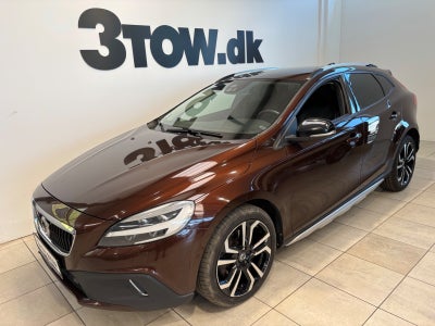 Volvo V40 CC 1,5 T3 152 Momentum aut. 5d