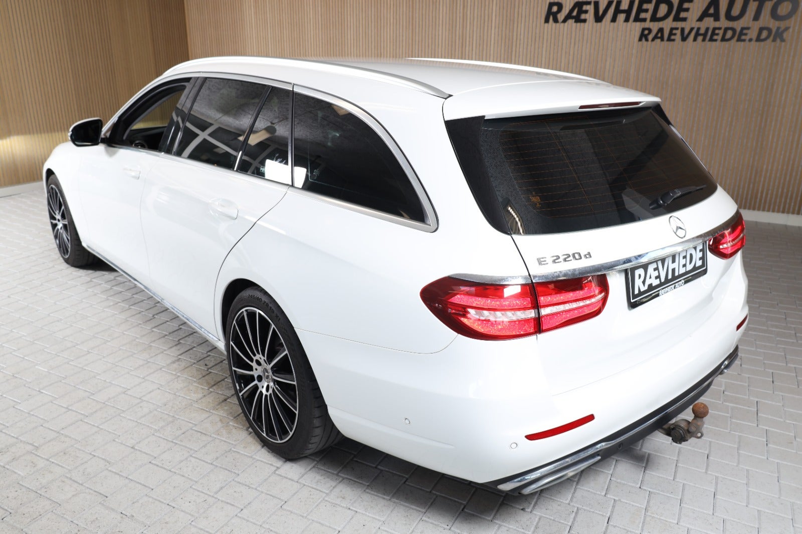 Mercedes E220 d Avantgarde stc. aut. – 3