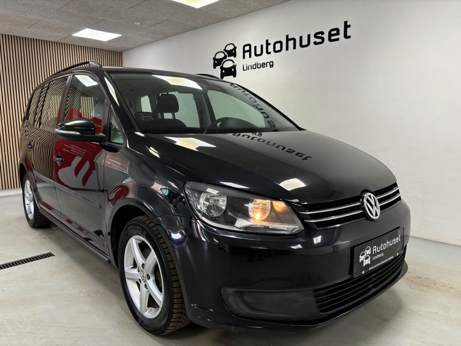 VW Touran 2011