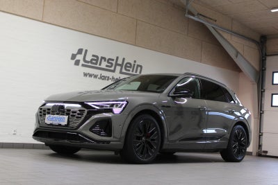 Audi Q8 e-tron S-line Black Style quattro