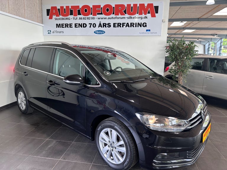 VW Touran TDi 150 Highline DSG Van